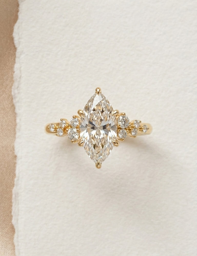 Allure_diamond_ring_top_view.jpg