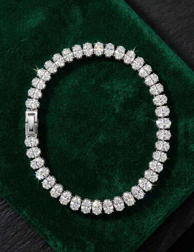 white_diamond_bracelet_top_view.jpg
